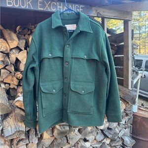Filson Men’s Mackinaw 100% Wool Jacket